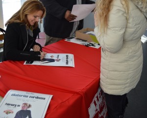 Ekaterina Gordeeva Signing